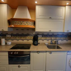  Apartamento Pueblo Muy Cerca De La Playa Ideal Surfistas Y Familias.